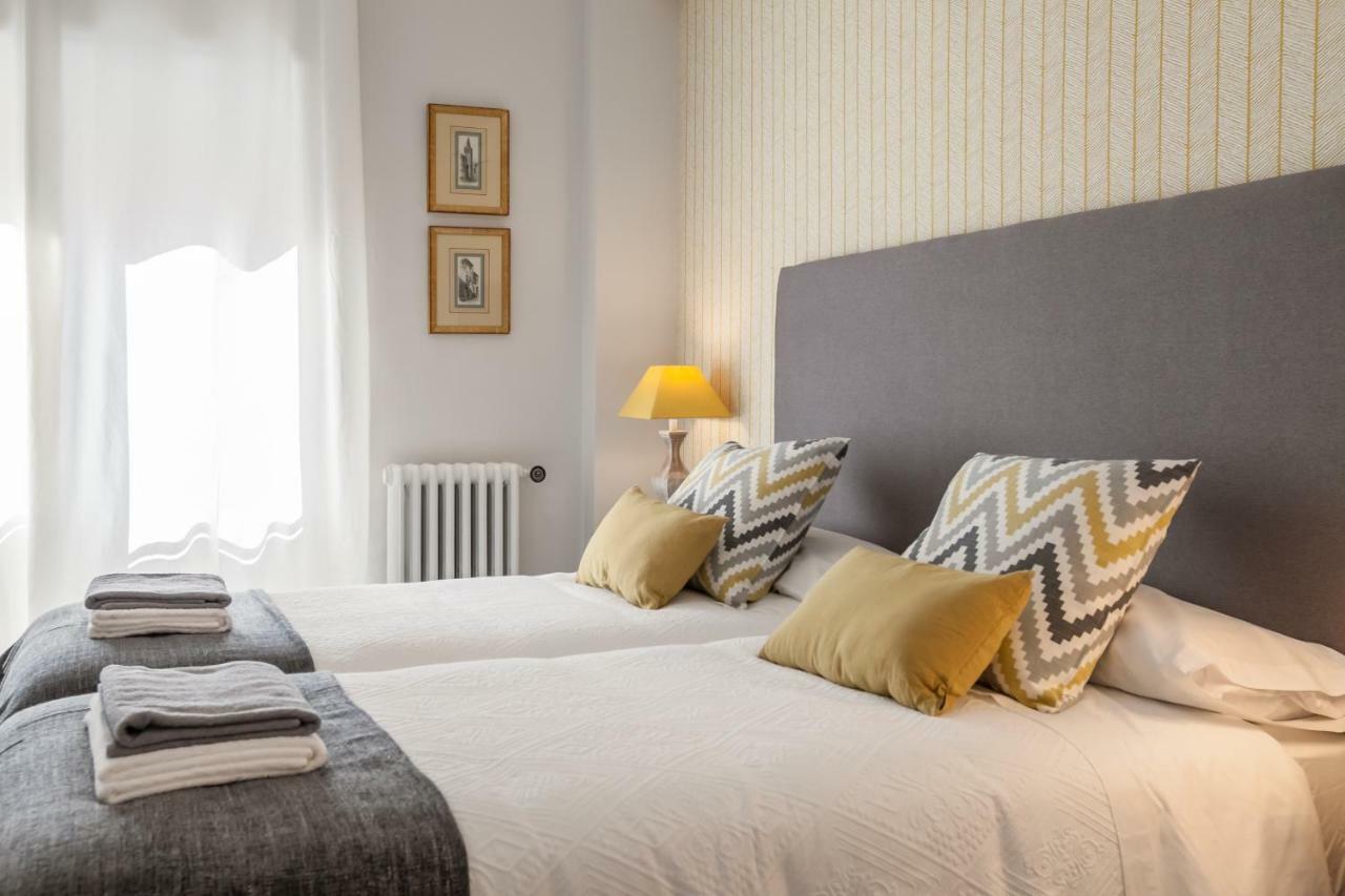 Atelier Plaza Nueva Plus Seville Luaran gambar